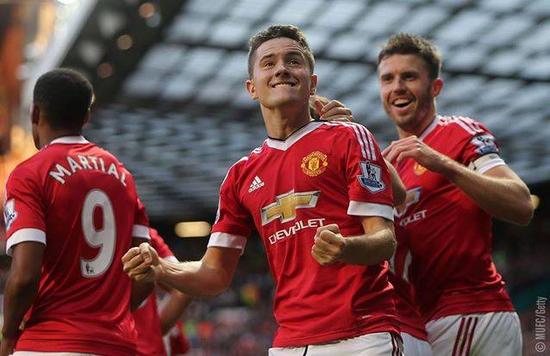 曼彻斯特晚 曼彻斯特晚